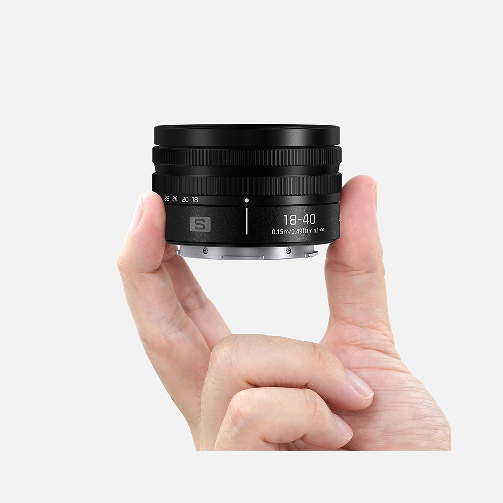 概要 デジタル一眼カメラ用交換レンズ S-R1840 | LUMIX（ルミックス