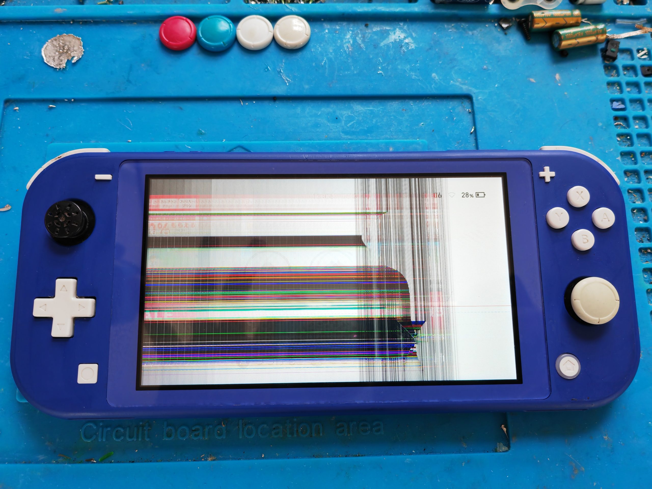 スイッチの液晶が割れちゃった！場合の修理価格 | パソじゅく