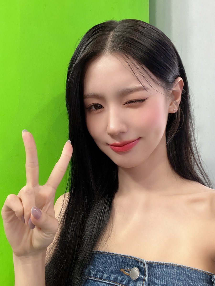 gidle ミヨン サノク　公開放送　m countdown トレカ 📢] #GIDLE #ミヨン : Mnet <M COUNTDOWN> 出演のご案内 (G)I-DLE