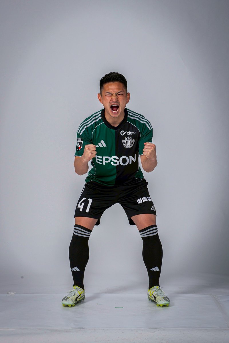 限定品】松本山雅 村越凱光選手 サイン入り 実着用 練習着