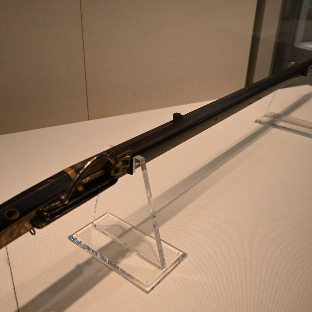 🏯火縄銃 銘 日本清尭 徳川家康が愛用したといわれる火縄銃。スラリと