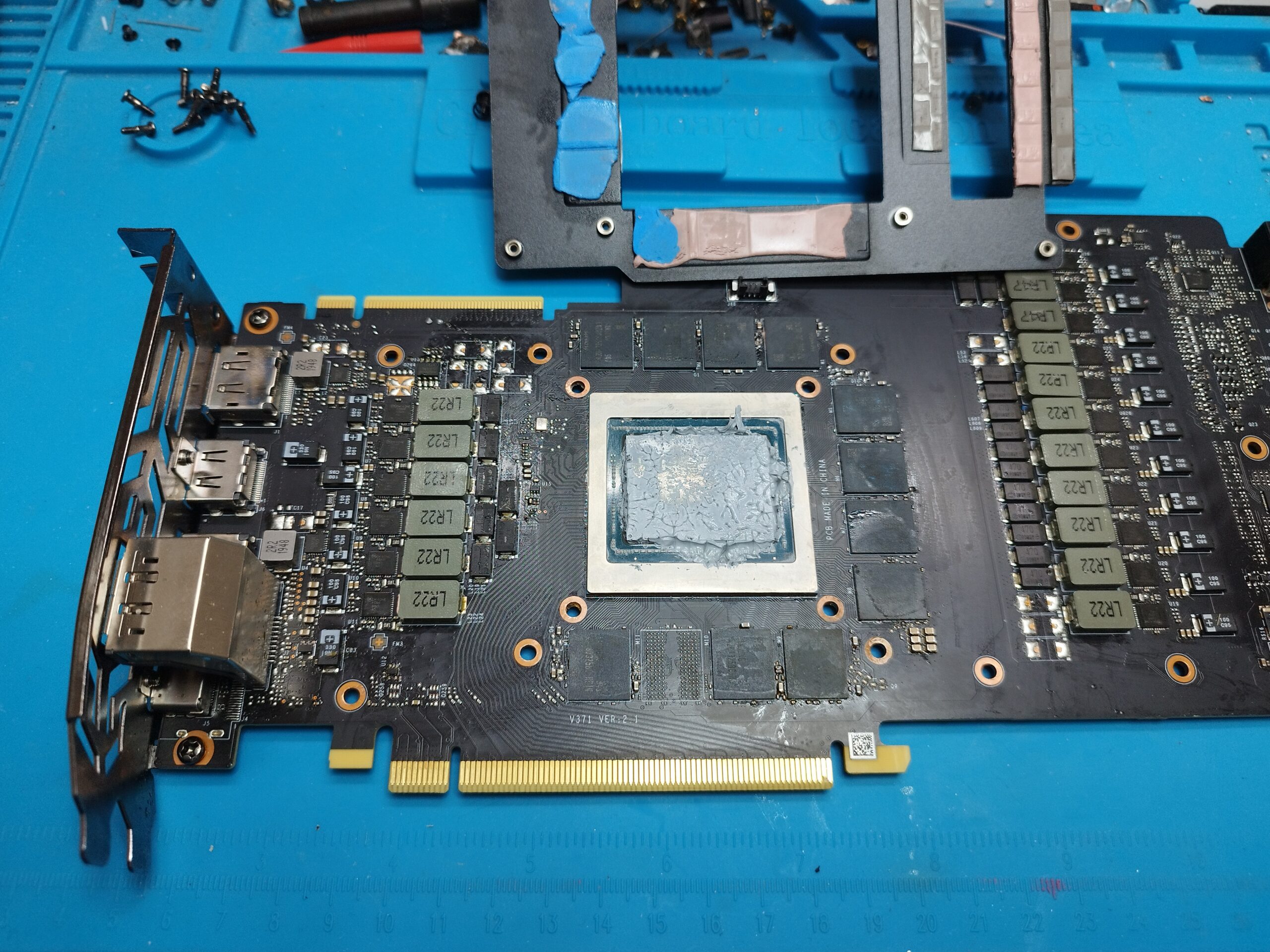 エラーコード43ディバイスが停止RTX2080tiの修理 - パソコン修理専門店