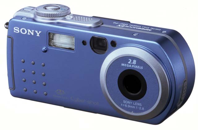 ソニー、光学3倍ズーム、321万画素のサイバーショット「DSC-P5」など