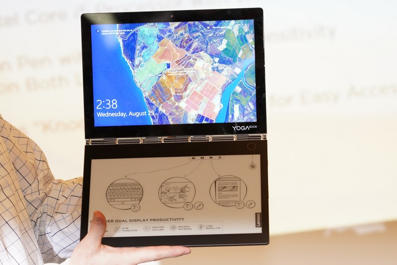 イベントレポート】Lenovo、E Inkとのデュアルディスプレイの2in1