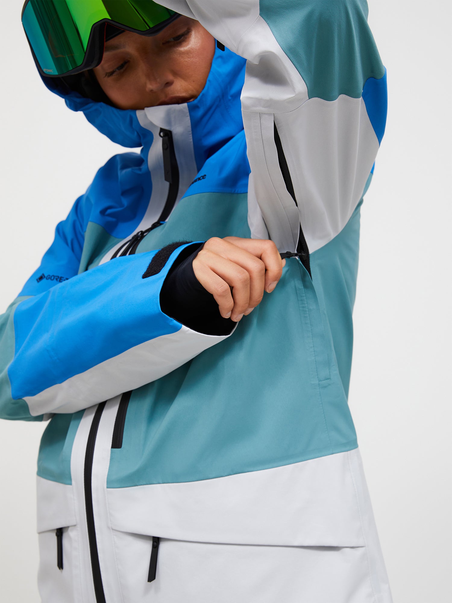 グラビティ GORE-TEX 3L シェル ジャケット ウィメンズ – ピーク