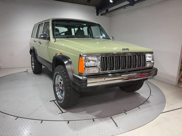 クライスラー・ジープ ジープ・チェロキー スポーツ 【チェロキー