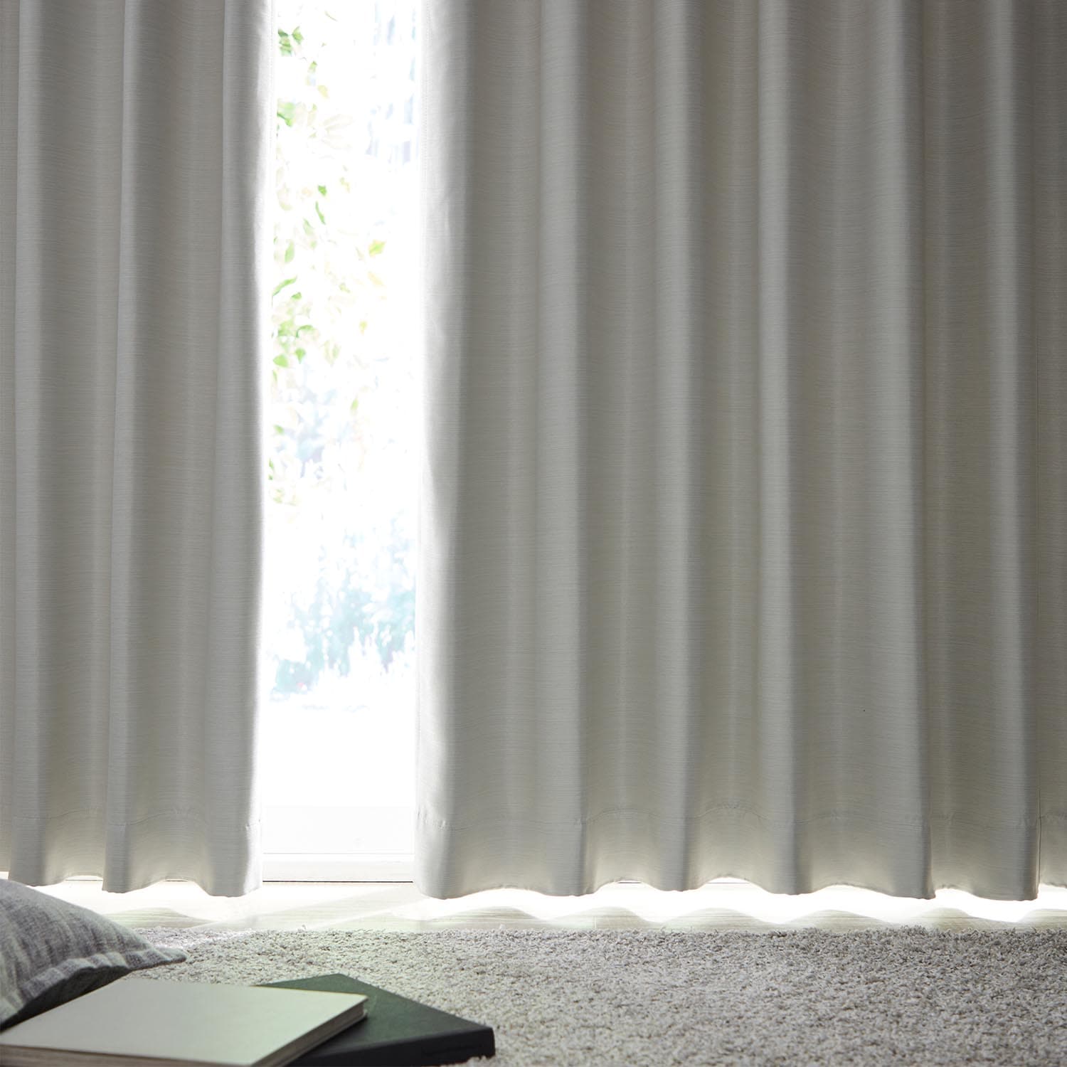 オーダー】 【2倍ヒダ】光沢のある生地感の遮光・遮熱・防炎・形状記憶