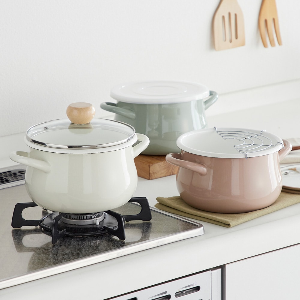 揚げ鍋・保存容器としても使えるホーロー鍋 ＜18cm＞ 【IH/ガス火対応