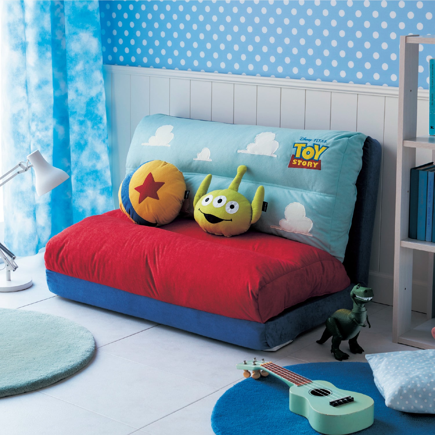 モチーフ型クッション＆ブランケット付き4WAYソファーベッド