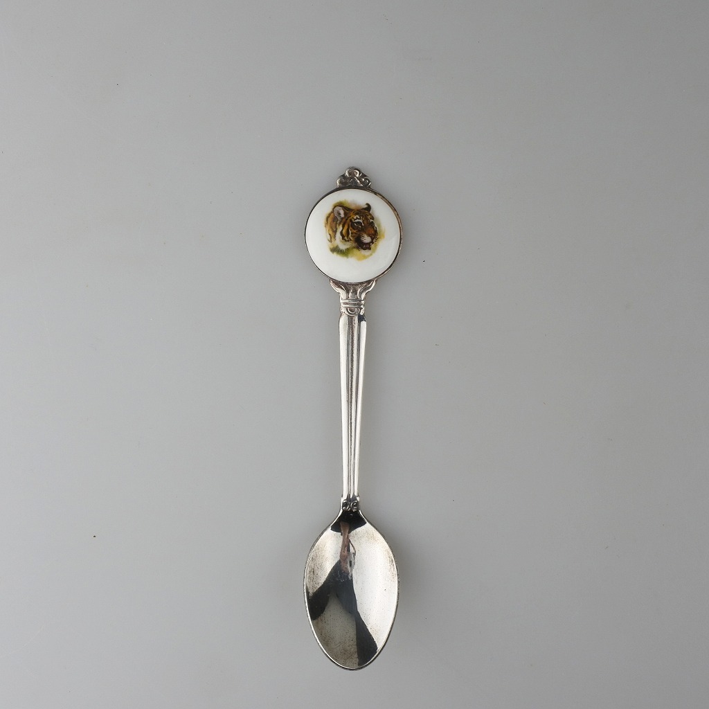ビンテージ】虎のプリントの銀メッキティースプーン│Porch Drop