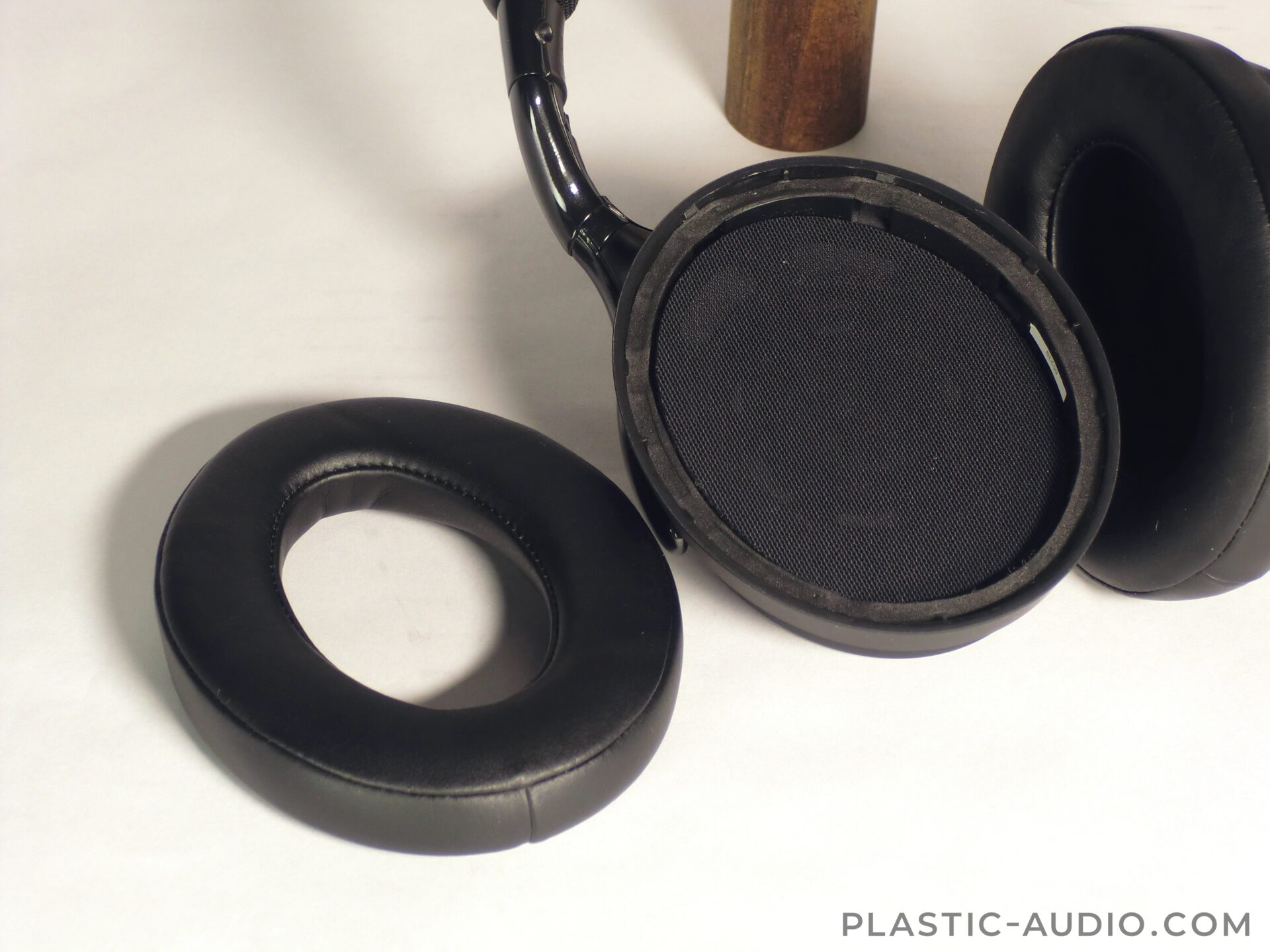 DENON AH-D1200のレビュー：正当なDENONサウンド。 | Plastic Audio