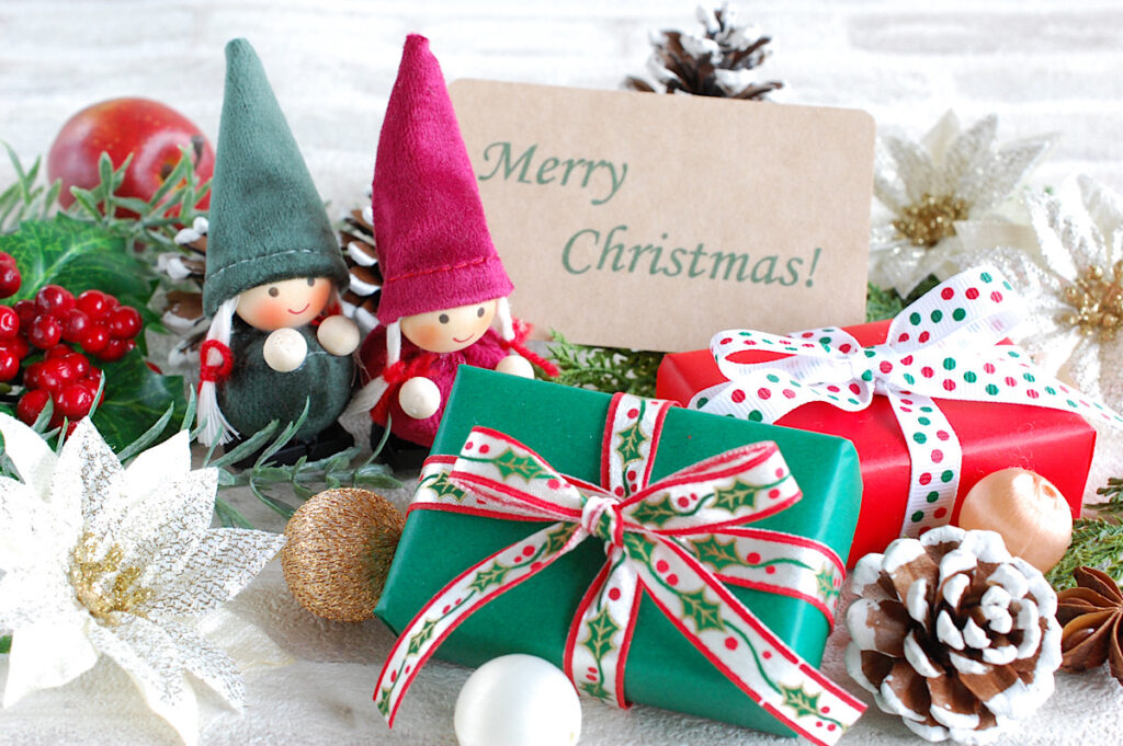 毎年このシーズンのお楽しみ‼︎ 大久保町のヤベェイルミネーションの家