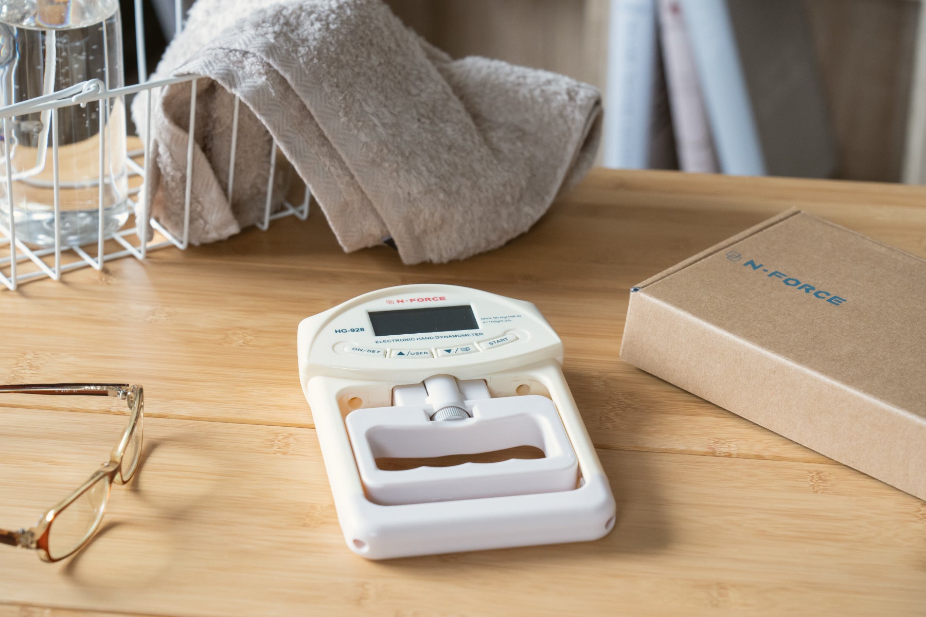 宅トレ女子必見！』6年連続ベストセラー1位 N-FORCE握力計から