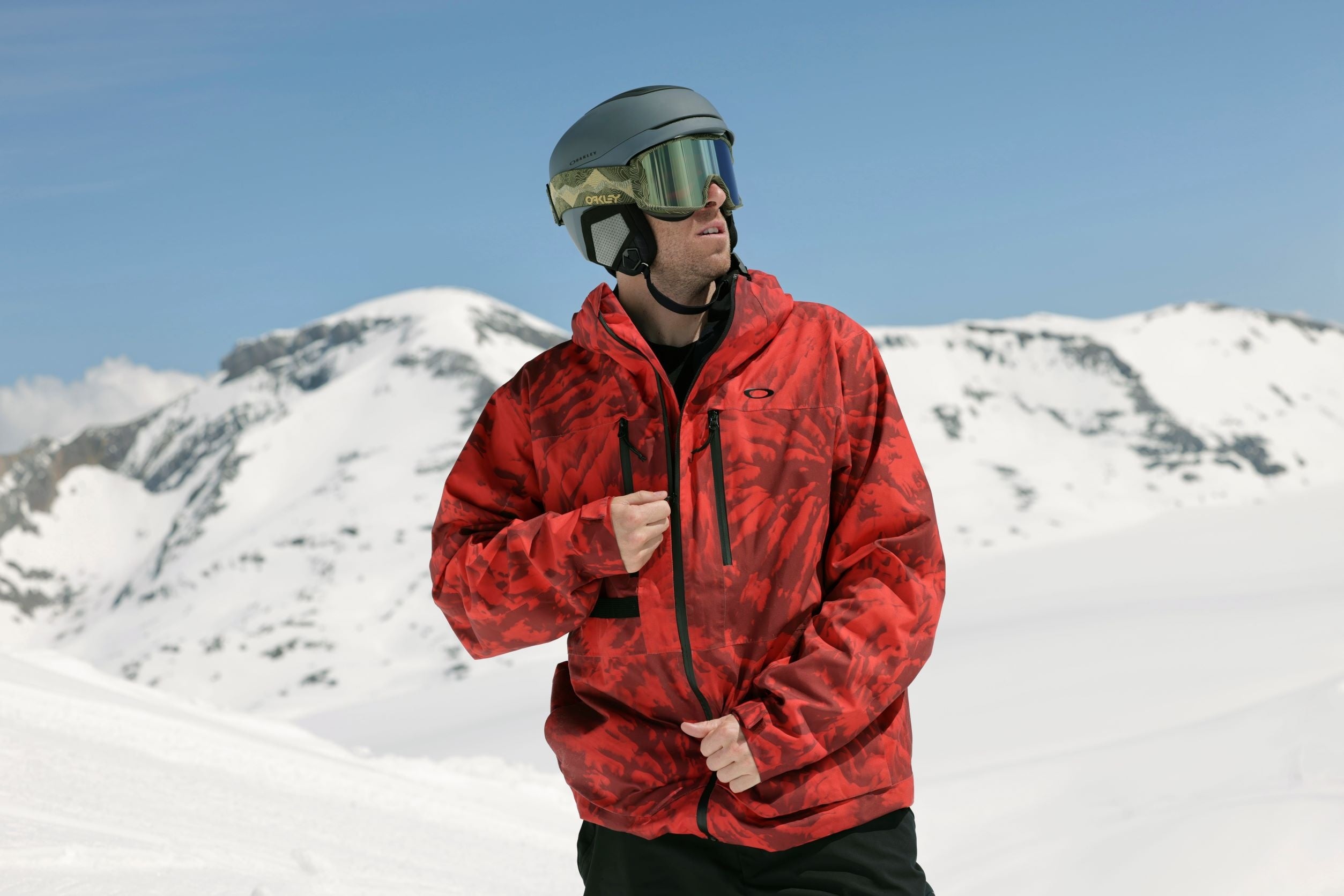 オークリー、トップアスリートが開発・デザインを手掛けた2022 SNOW