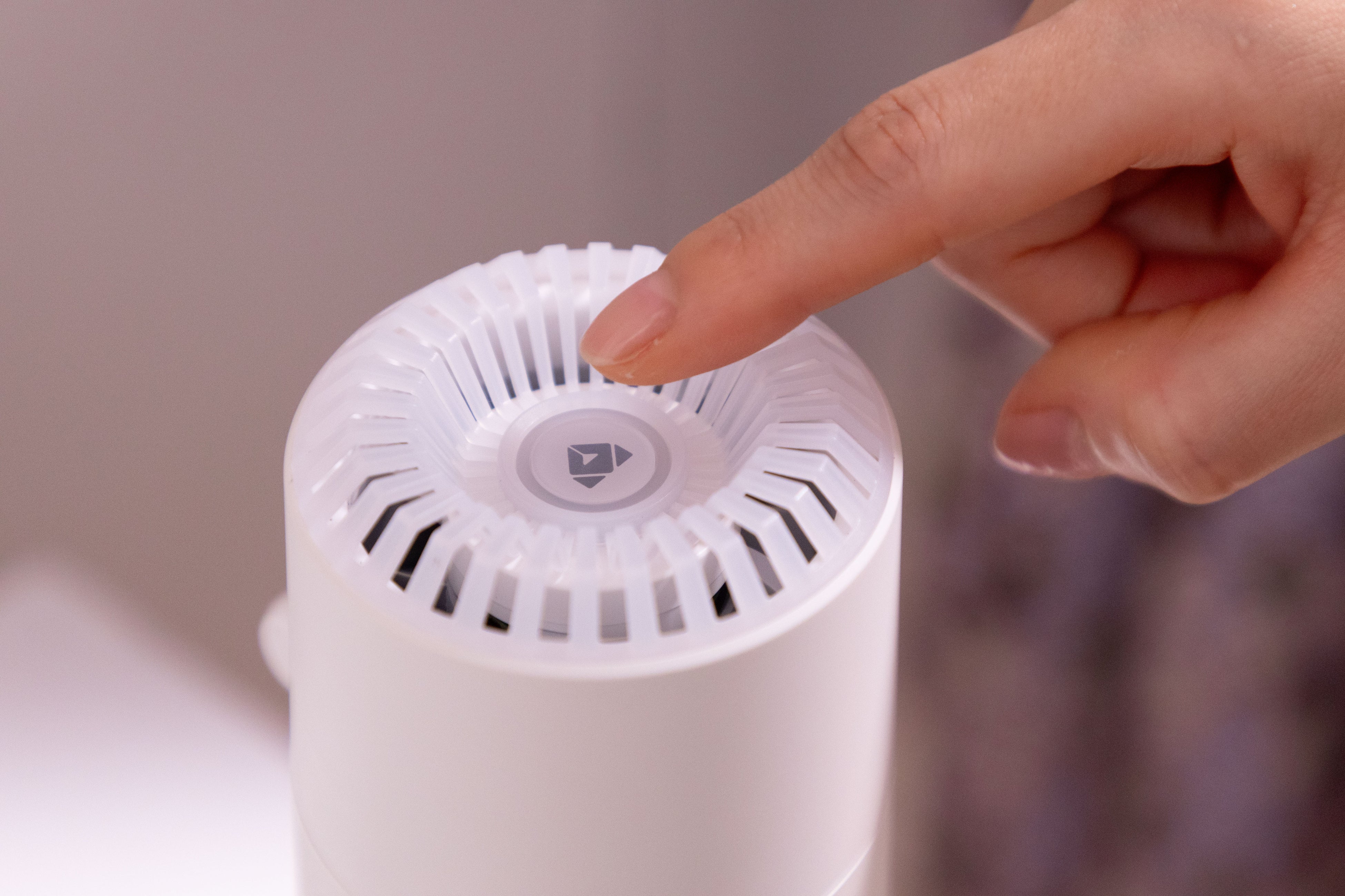 静音モード搭載！より便利に、使いやすくなった”持ち運べる空気清浄機