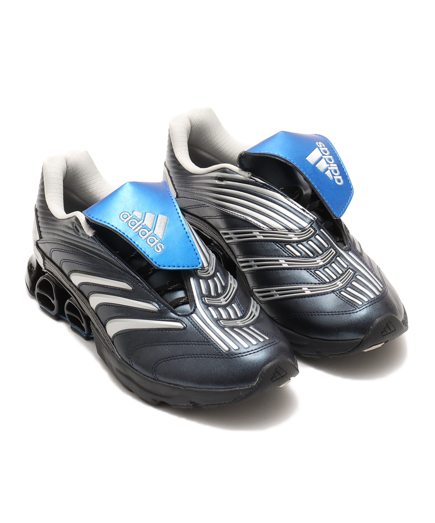 フットボールに敬意を込め「atmos」と「adidas Originals」が織りなす