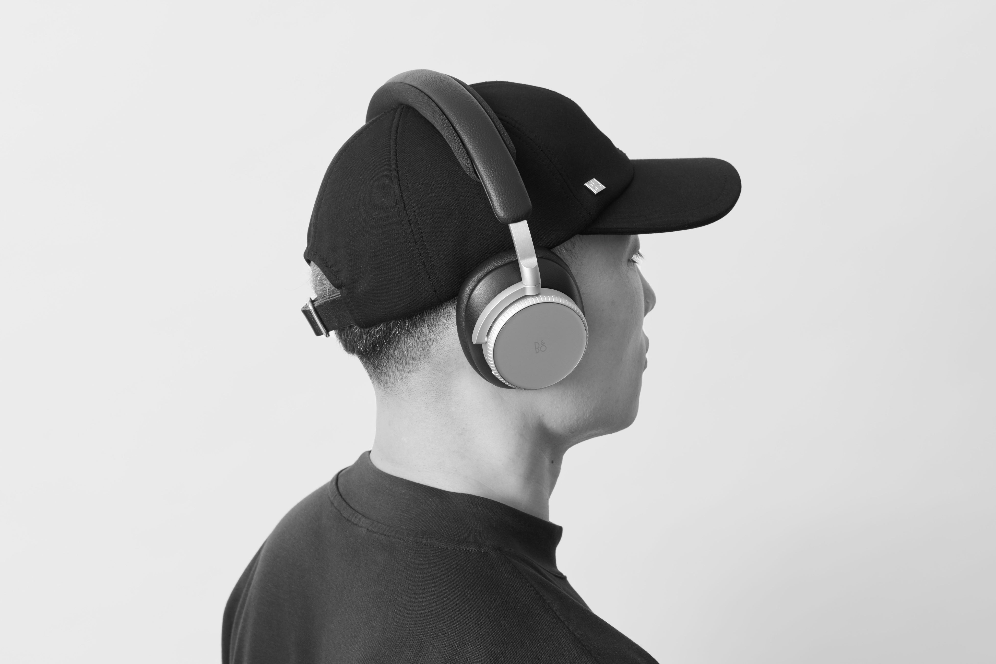 いつでもいつまでも使えるヘッドホンBEOPLAY H100 発売 | バング