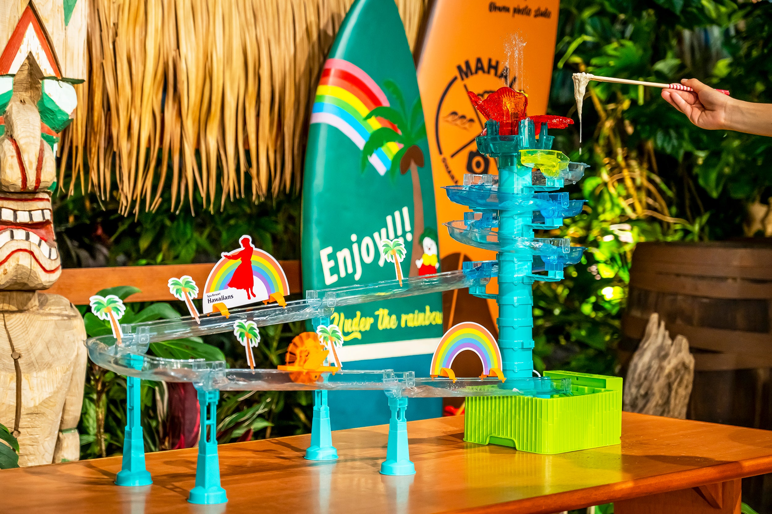 ここは…ハワイ！？ おうちがリゾート“ハイビスカス流しそうめん