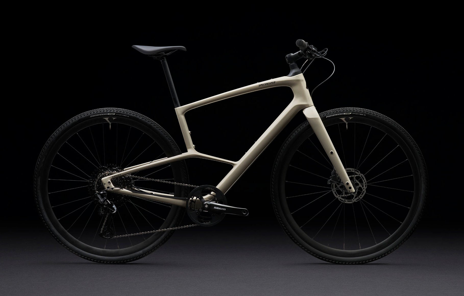 未来を体感せよ、スペシャライズドのクロスバイク Sirrus X のカーボン