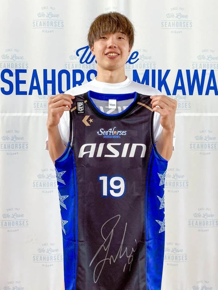 19 西田優大選手サイン入りユニフォームが当たる！「バスケットLIVE