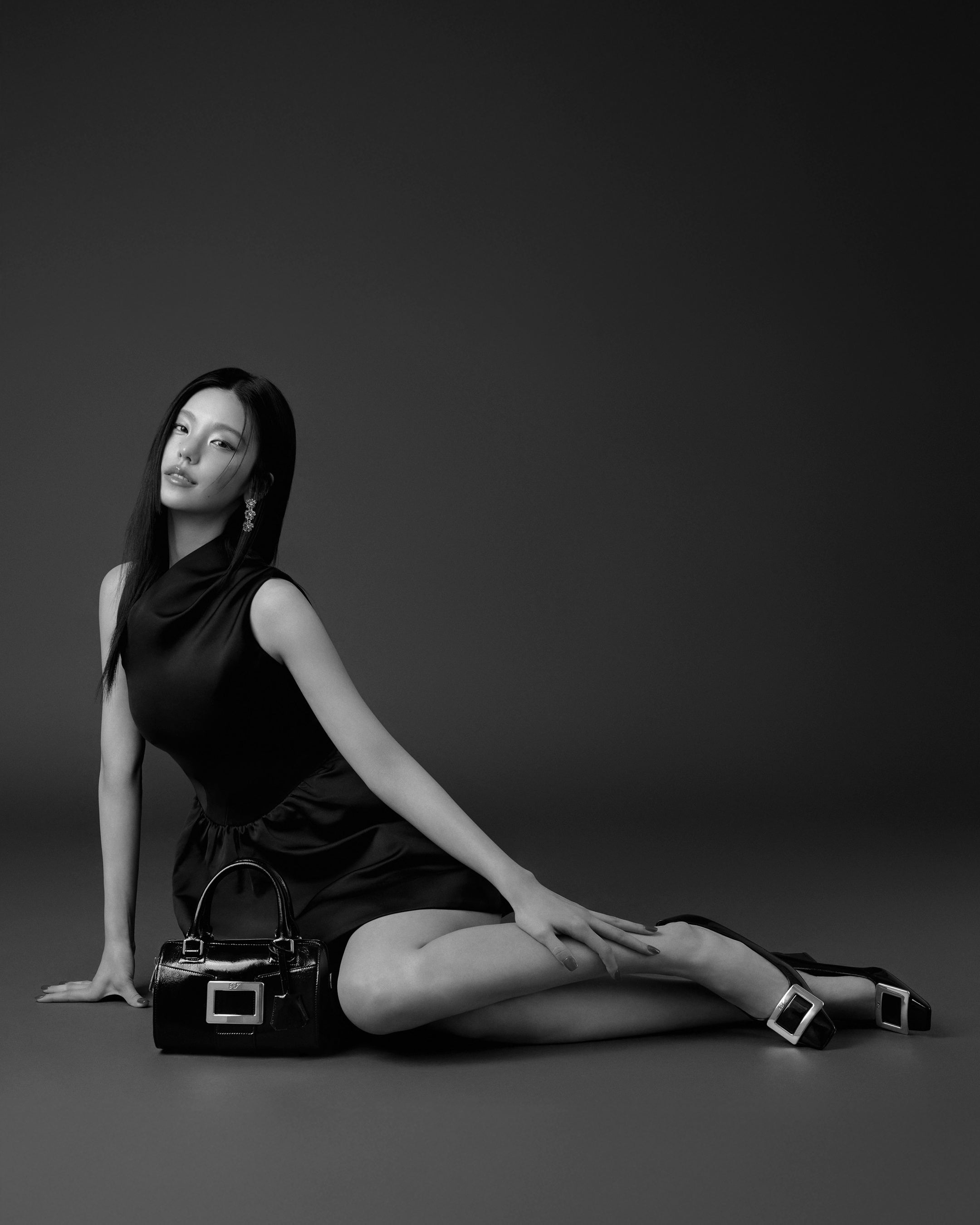 新たなブランドアンバサダー イェジが就任 | ロジェ・ヴィヴィエ