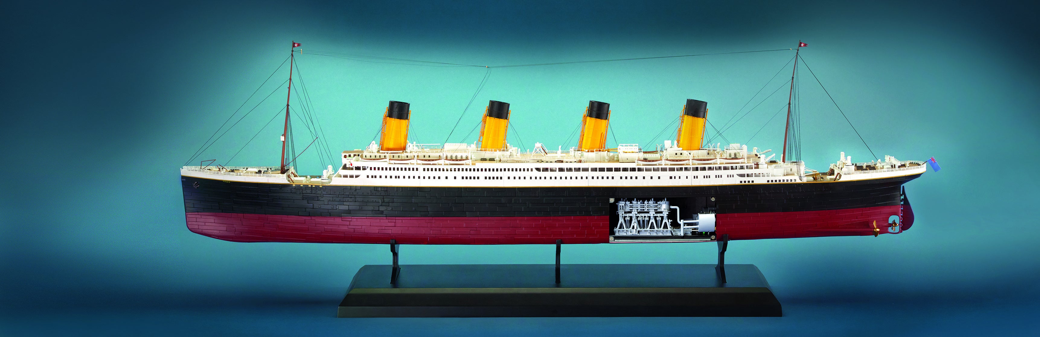 メタルボディで幻の豪華客船が甦る！「タイタニック号をつくる」創刊