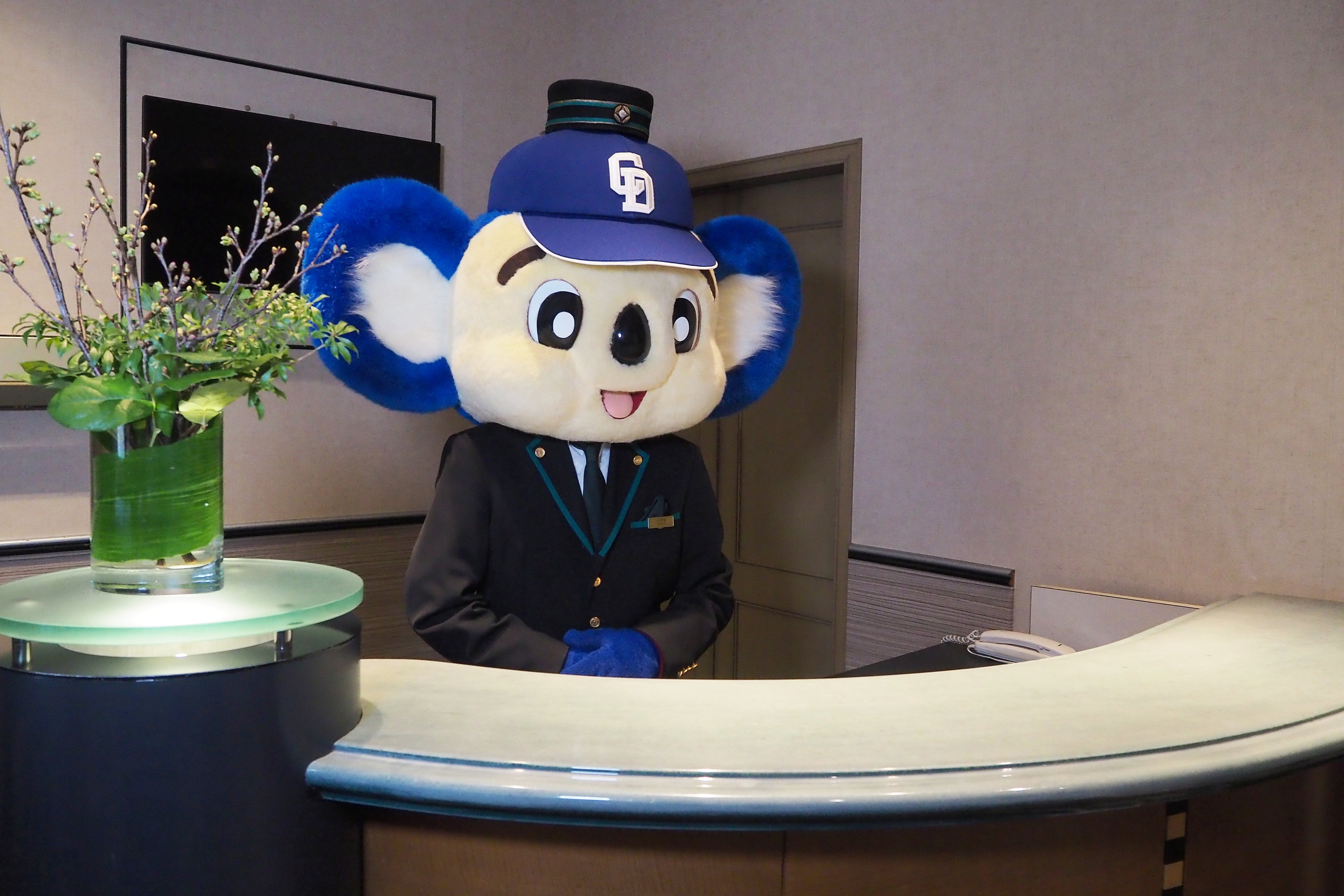 大好評につき再販決定！限定グッズ付き、朝から晩まで中日ドラゴンズ