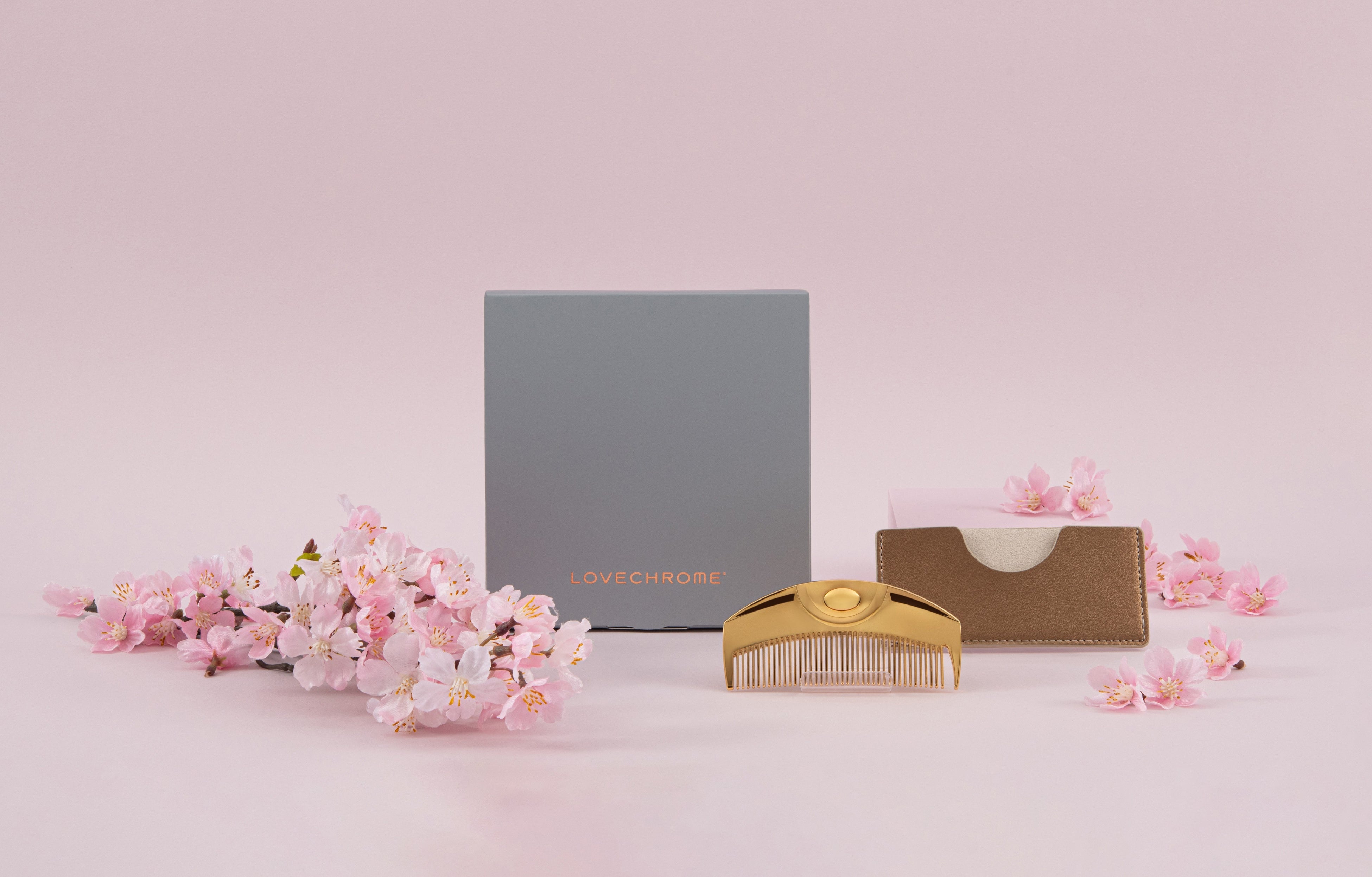 麦ちゃん】LOVECHROME ゴールド コーム 収納袋付き 収納袋付き