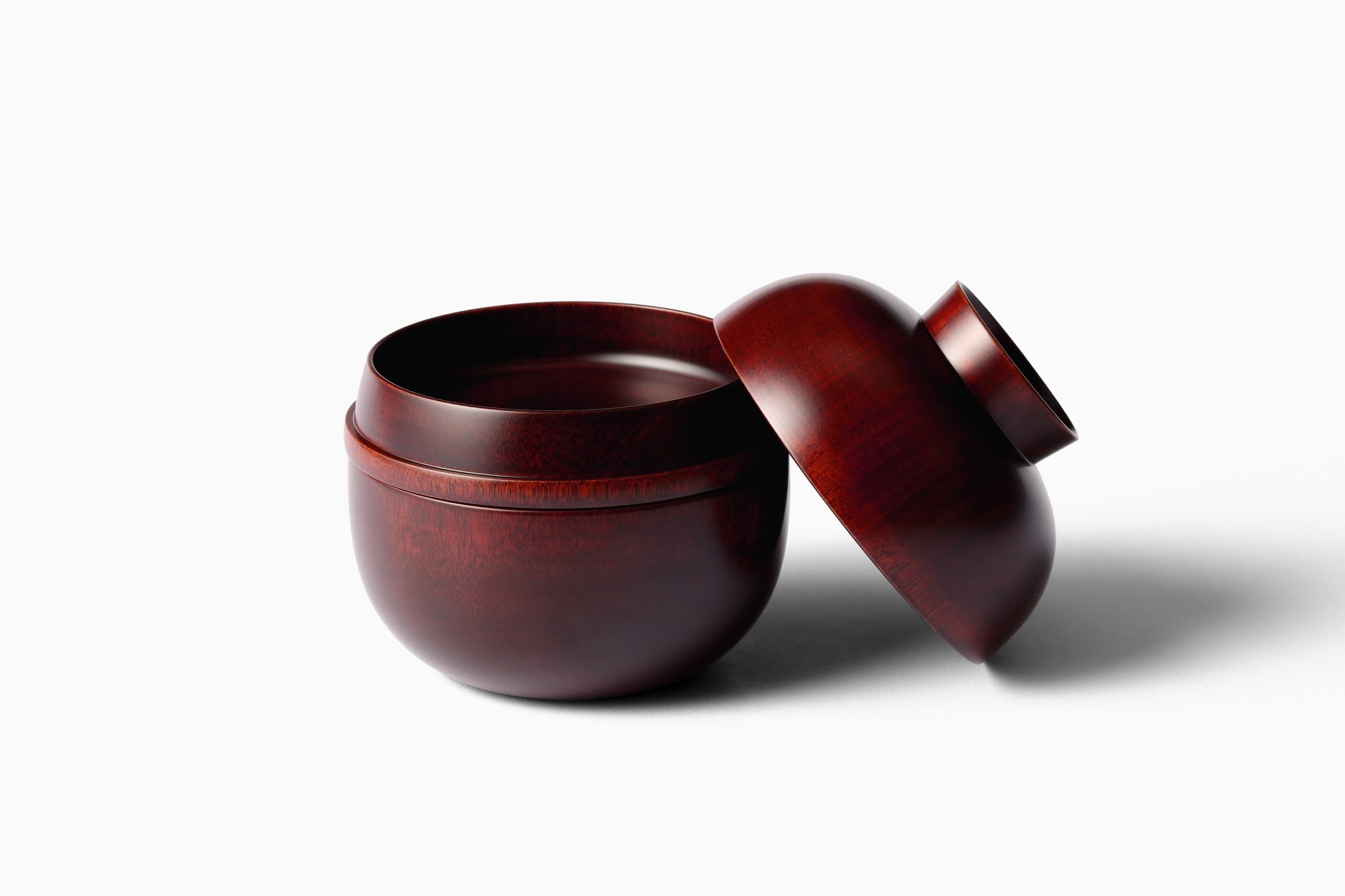 漆を未来に繋ぐ新ブランドの誕生：漆とロック社の「めぶく」が「地産地