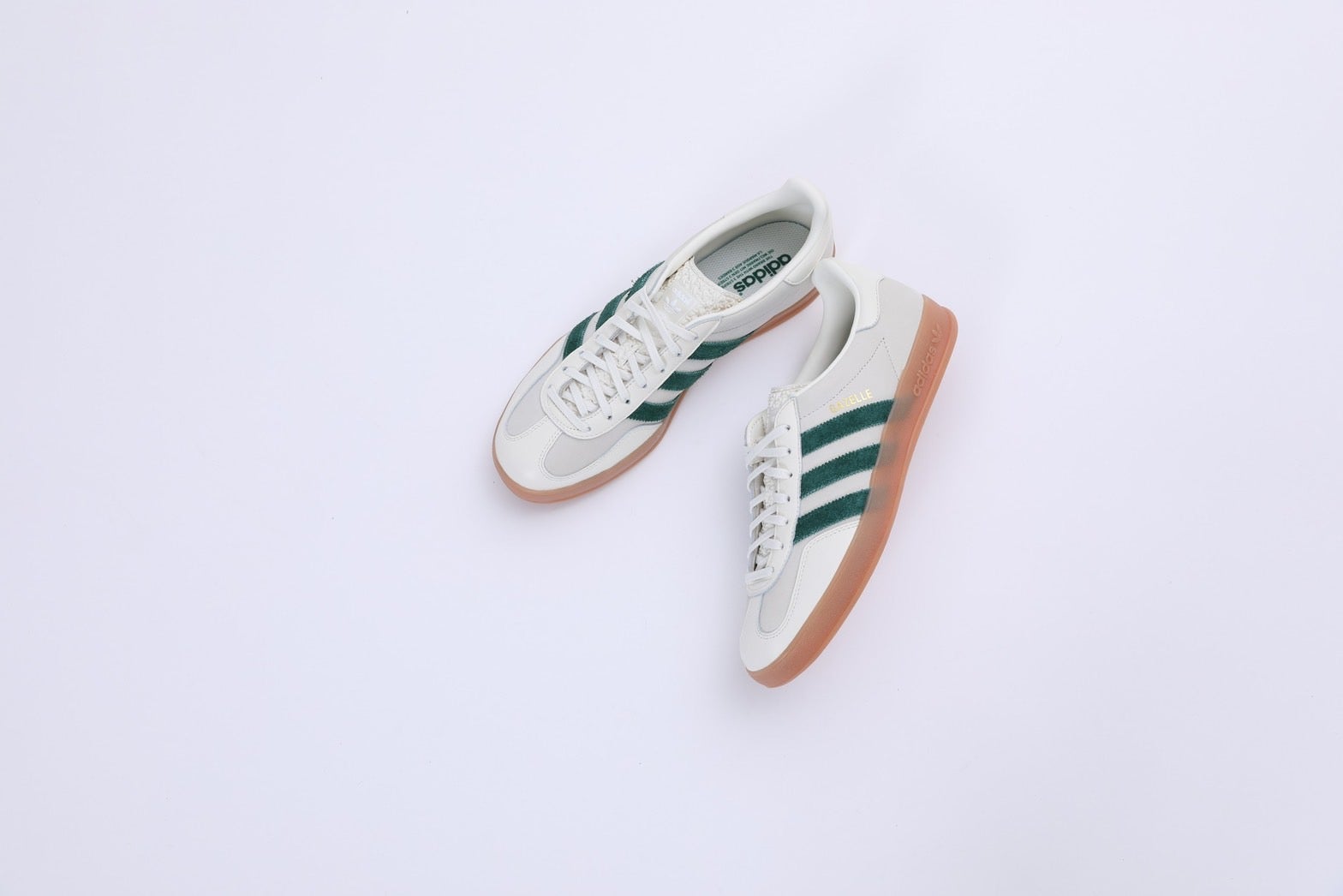 adidas Originals for emmi】定番の人気モデルGazelle Indoorを別注