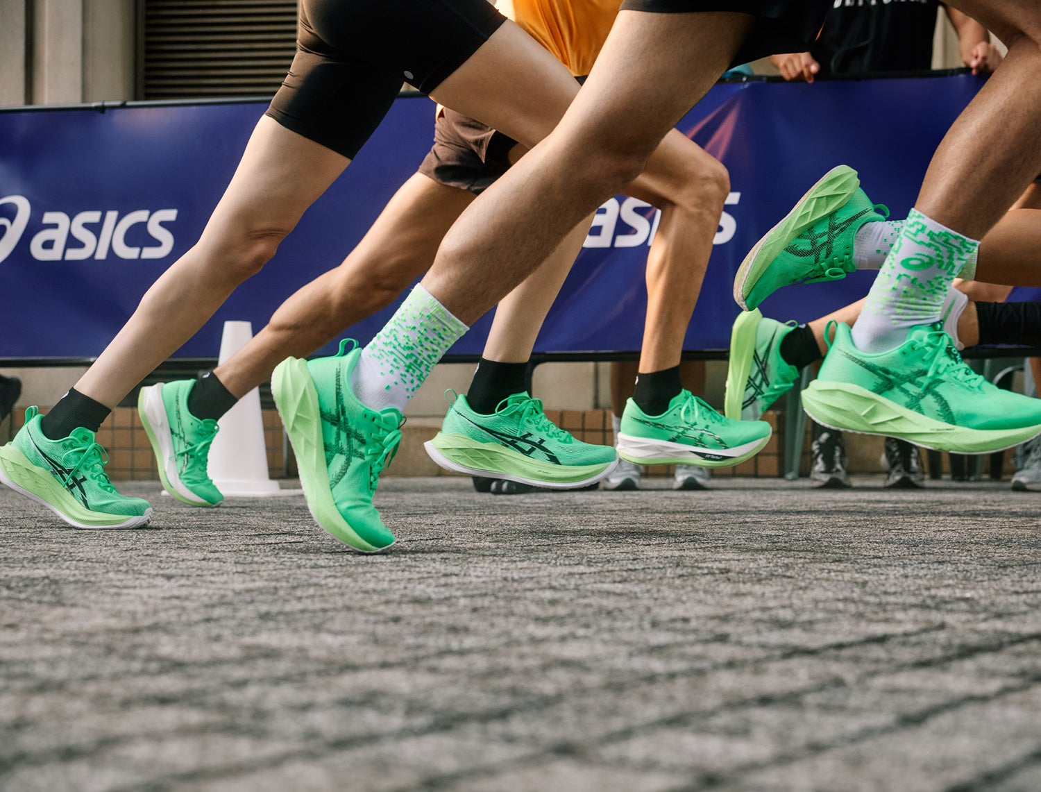 トライアスロン日本代表選手のトライスーツについて | アシックス