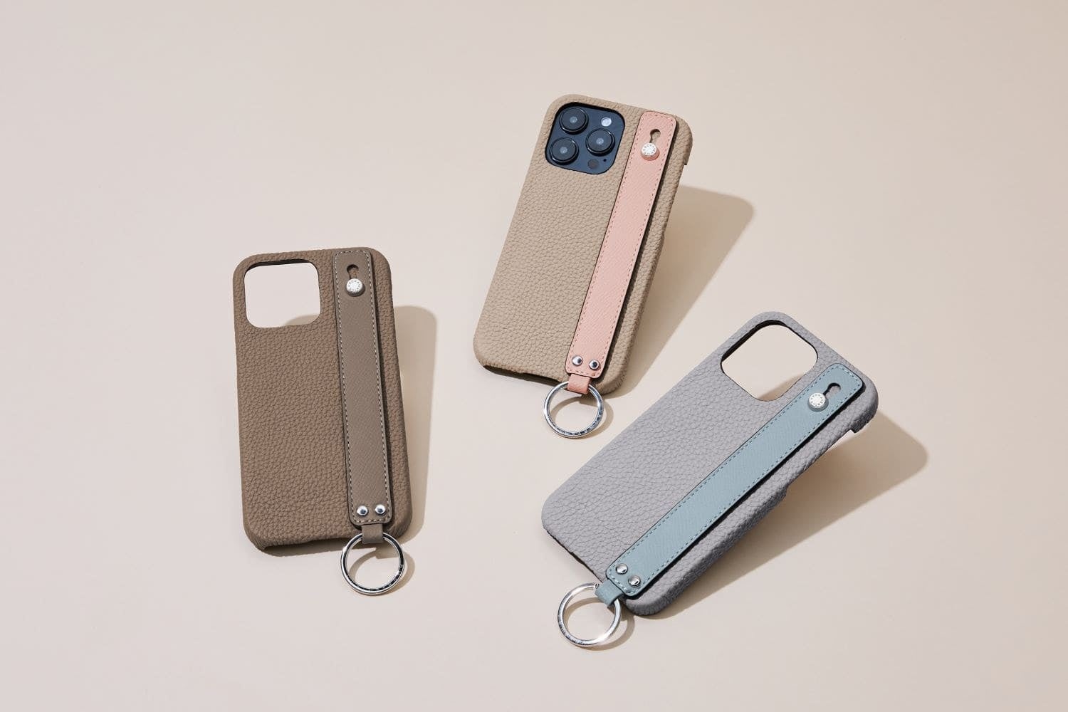 BONAVENTURA(ボナベンチュラ) から【ハンドル付きバックカバーケース