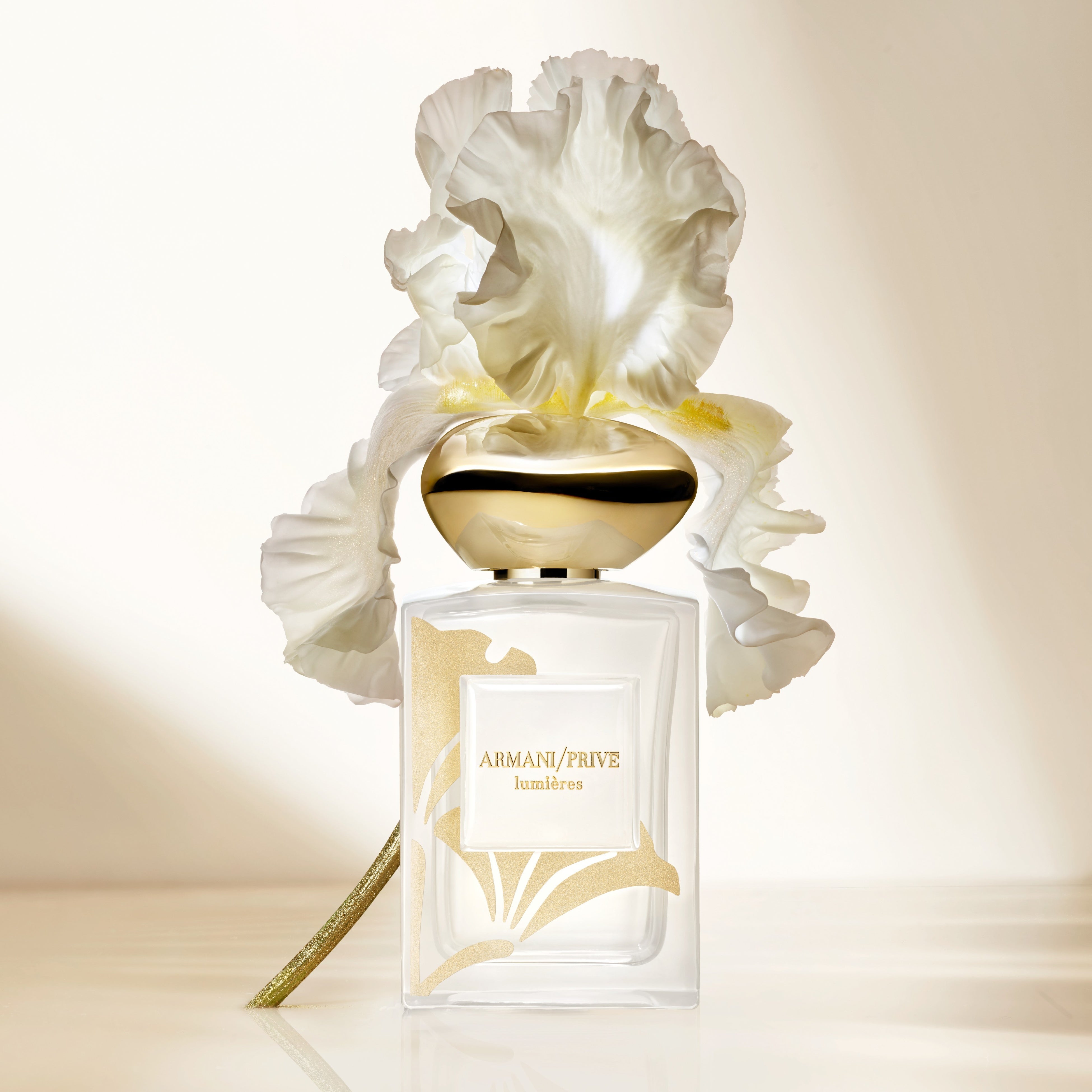 アルマーニプリヴェ」ベストセラーの香り「ユーロン」にシャワージェル