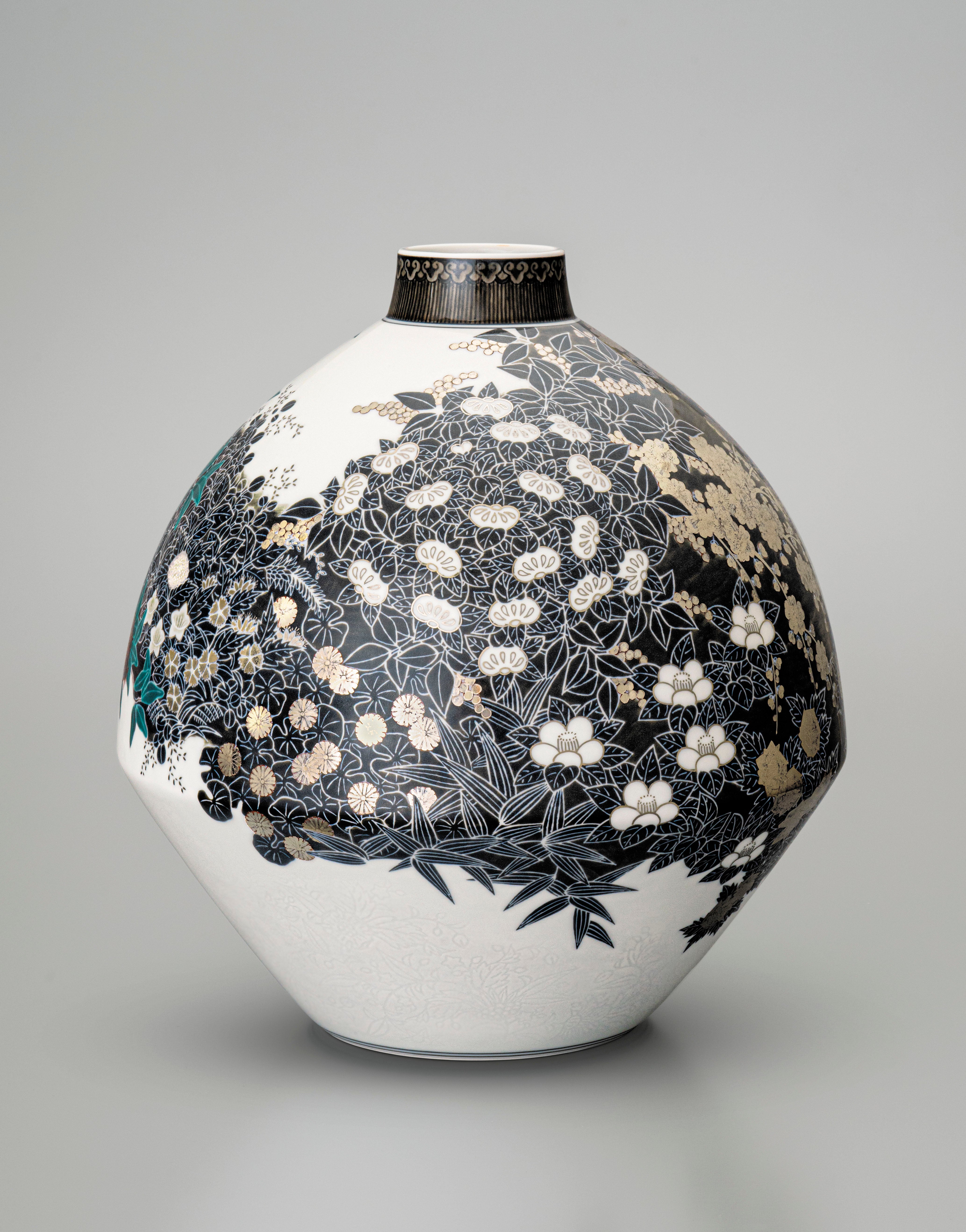 西武秋田店】人間国宝 十四代 今泉今右衛門展 開催 | 株式会社そごう