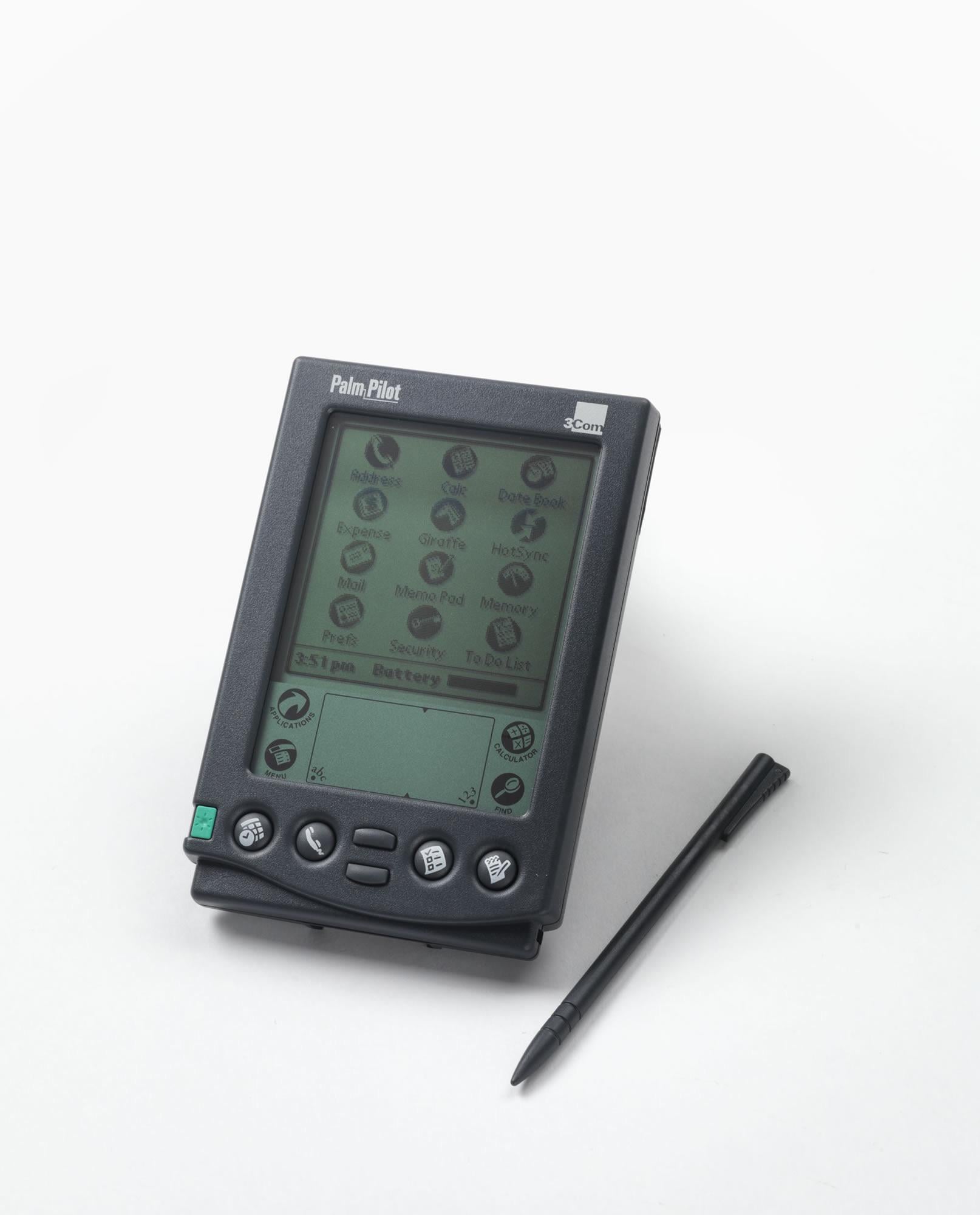 I remember thinking I was so cool with a Palm Pilot. : r/nostalgia