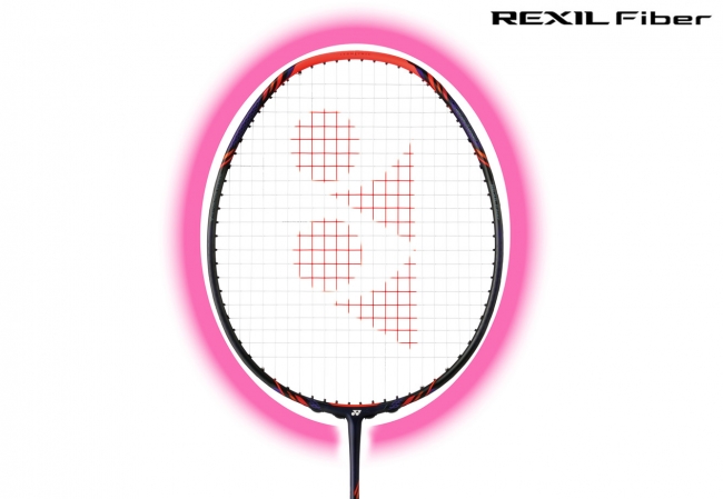 大きく飛ばせて打ち応えのあるバドミントンラケット「ボルトリック