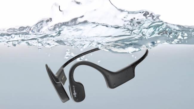 スイミングをしながら音楽が楽しめるオーディオプレーヤー機能内蔵の骨