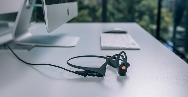 AfterShokzの次世代型骨伝導ヘッドセット「OpenComm」のクラウドファン