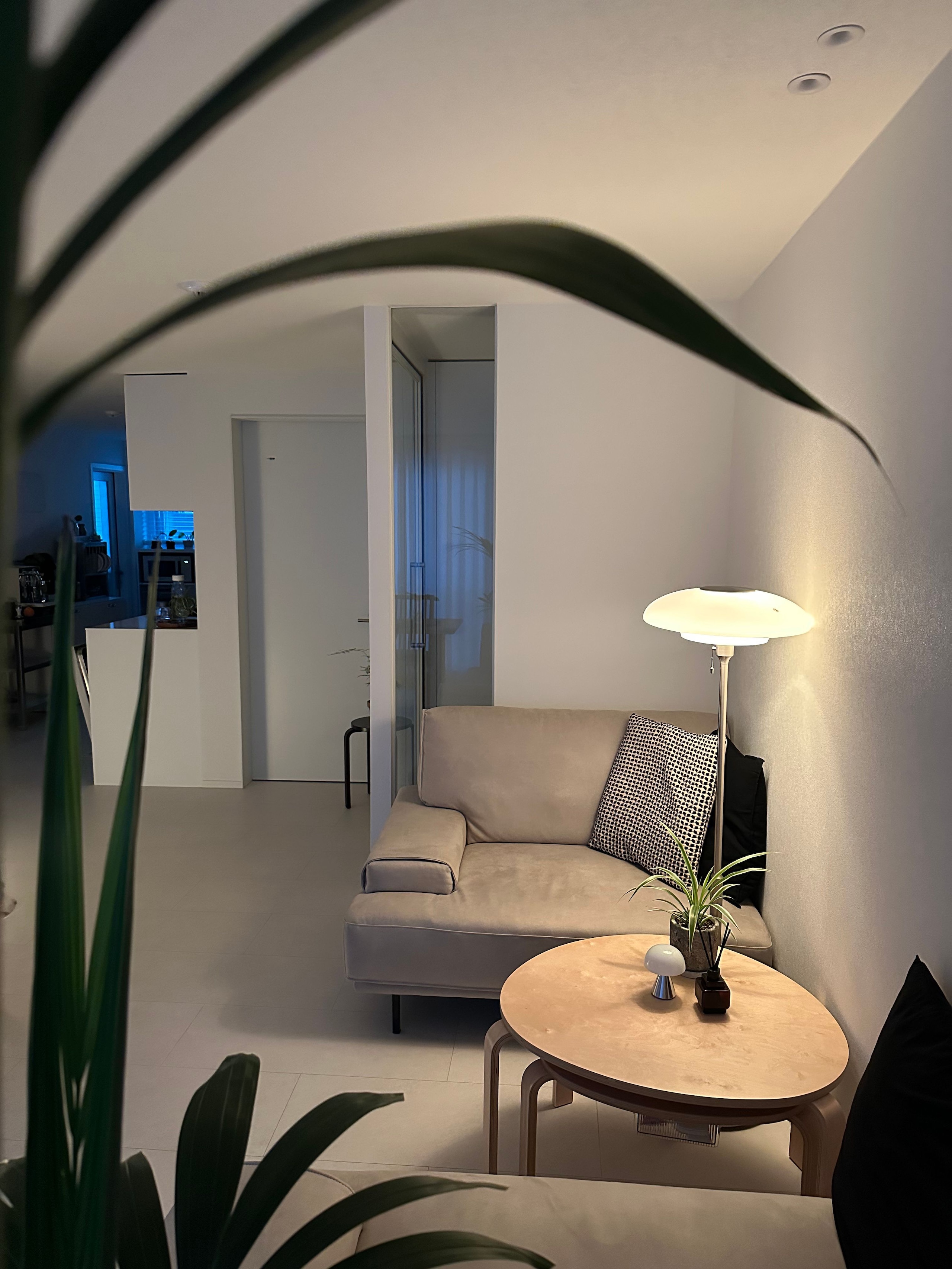 IKEA SVALSTA スヴァルスタ ネストテーブル2点セット | ローテーブル