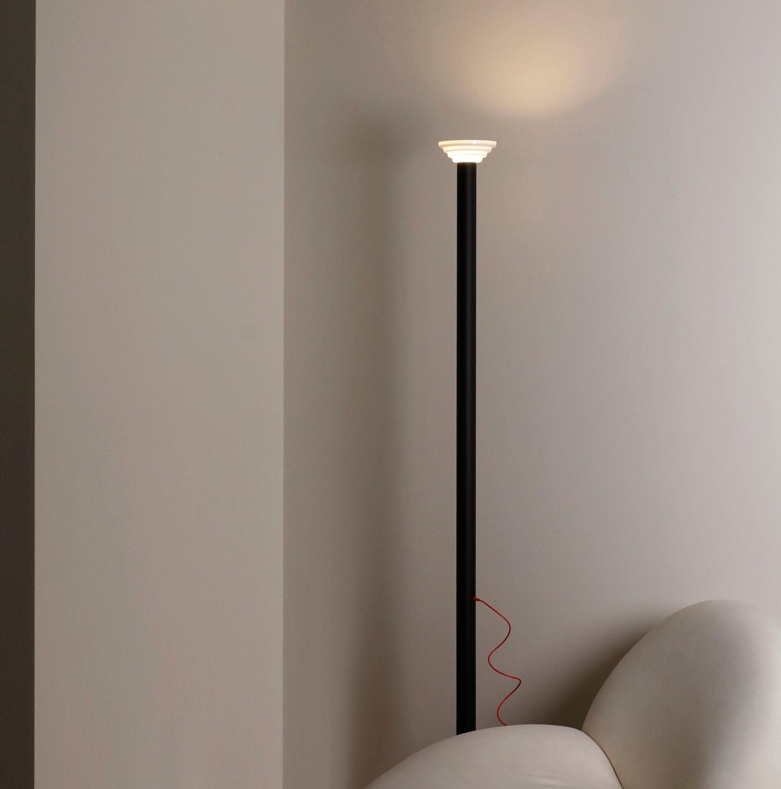 IKEA UPPVIND ウップヴィンド フロアランプ | 照明 | Ohouse