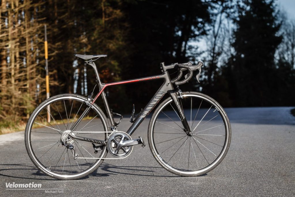 Test: Canyon Ultimate CF SL - High quality mid-range racer with