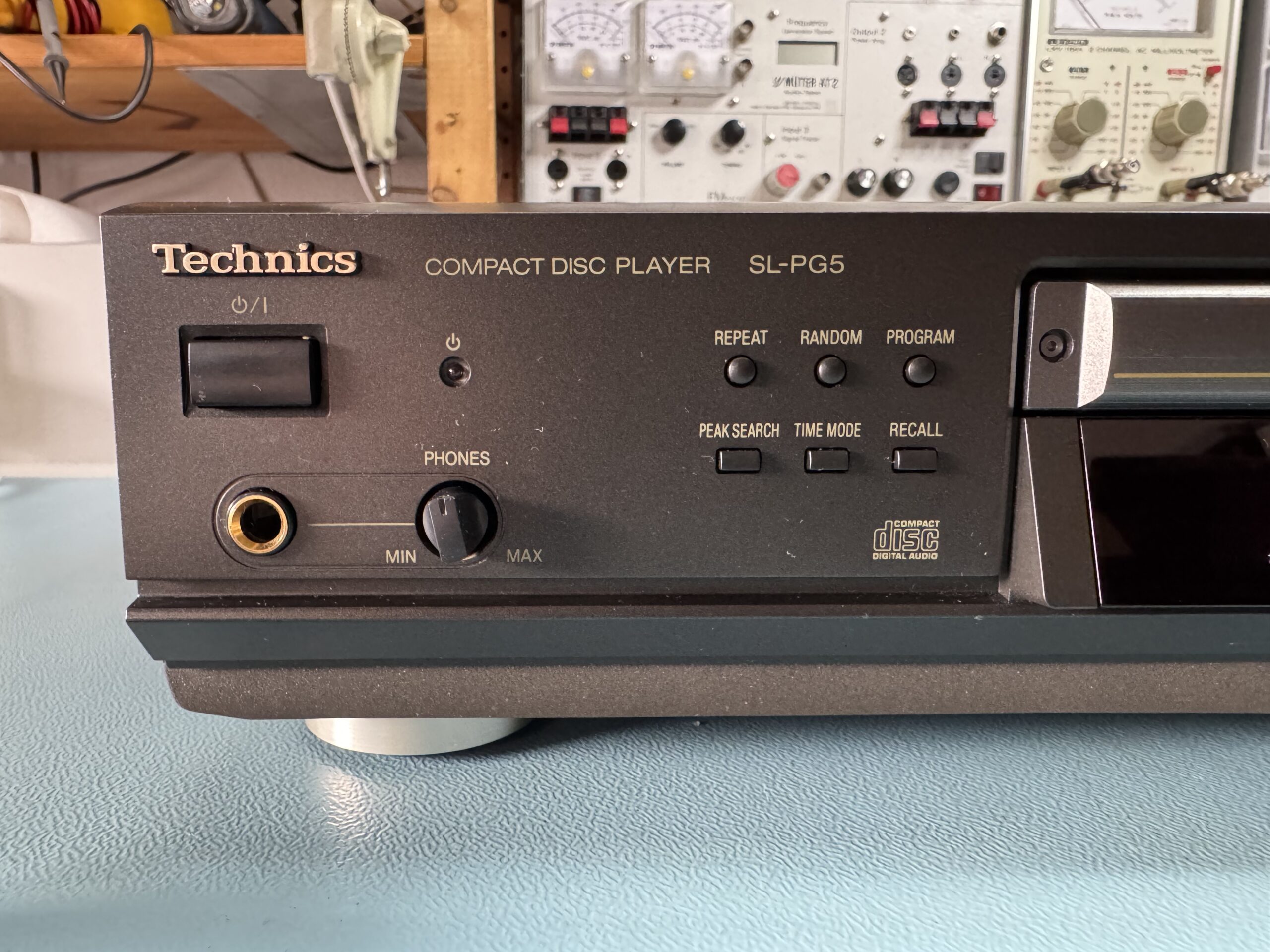 CD-Spieler TECHNICS SL-PG5 – mit Fernbedienung – Radio-Manufaktur