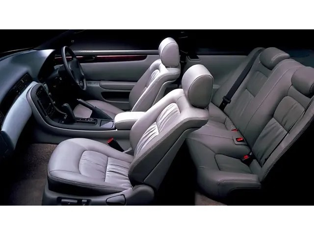 ソアラ（トヨタ）1991年5月〜2001年4月販売終了モデルの新車カタログ