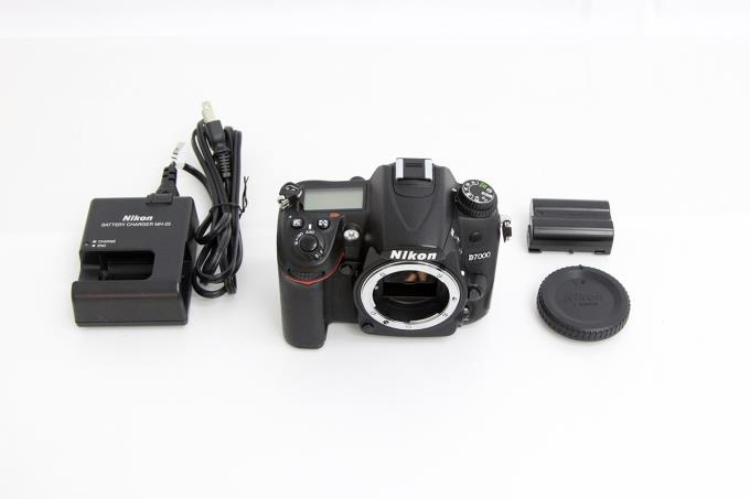 D7000 ボディ シャッター回数144000回数 Y072-2C3 | ニコン | デジタル