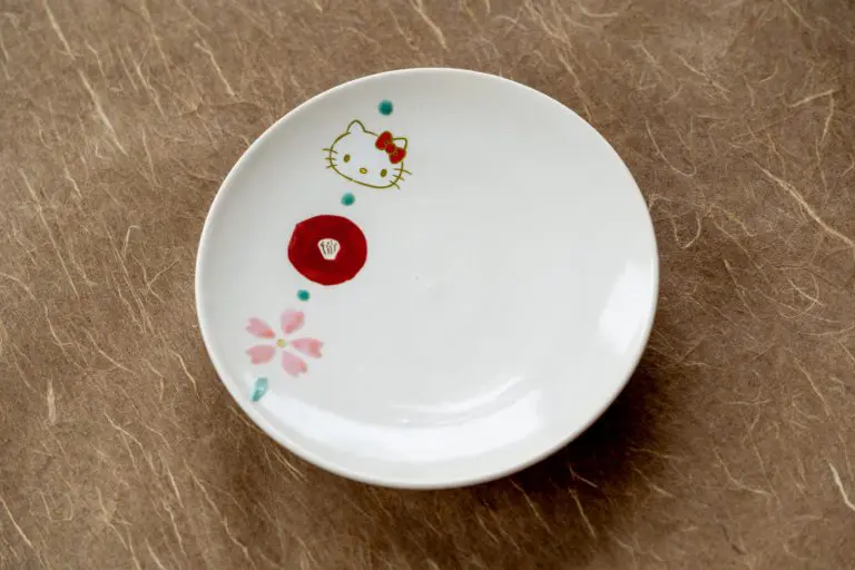 ハローキティ清水焼小皿付プラン♥ | RESI STAY - Local life, Kyoto-style