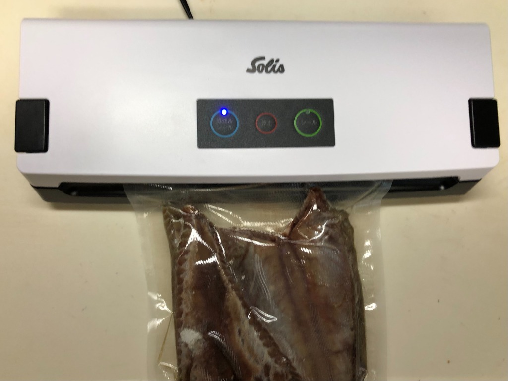 ソリス真空パック器、簡単操作で手軽に保存、バッククイック576 - 最