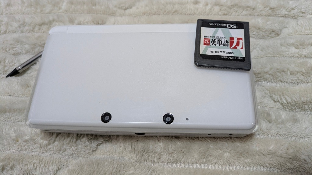 ニンテンドー3DS Nintendo 3DS 本体 選べるカラー8色 【すぐ遊べる