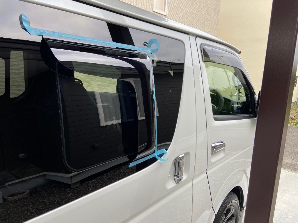 ハイエース200系 網戸 対応 小窓 バイザー 4型以降 LR オグショー FLEX