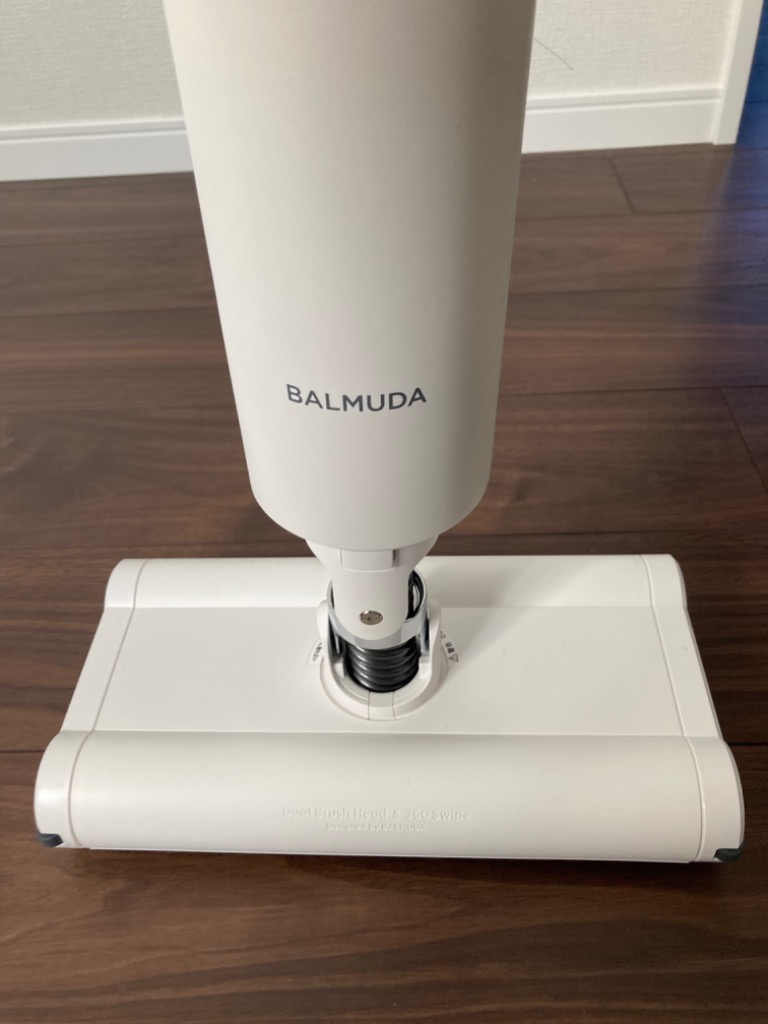 BALMUDA（バルミューダ） 【在庫限り限定価格】正規品 掃除機 BALMUDA