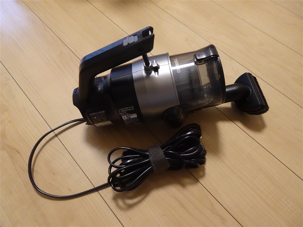 音からしてキャニスター並みにパワフル！ガテン系ハンディ掃除機